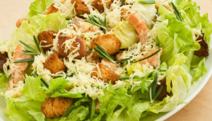 Salada Caesar - Aprenda Agora à Fazer uma Refeição Completa